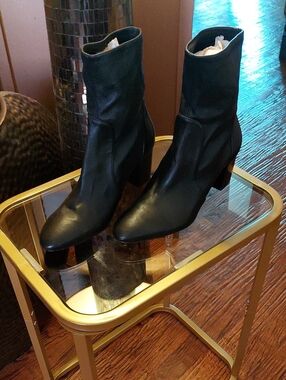 NWOT Stuart Weitzman Black Women's Block Heel Ankle Boots